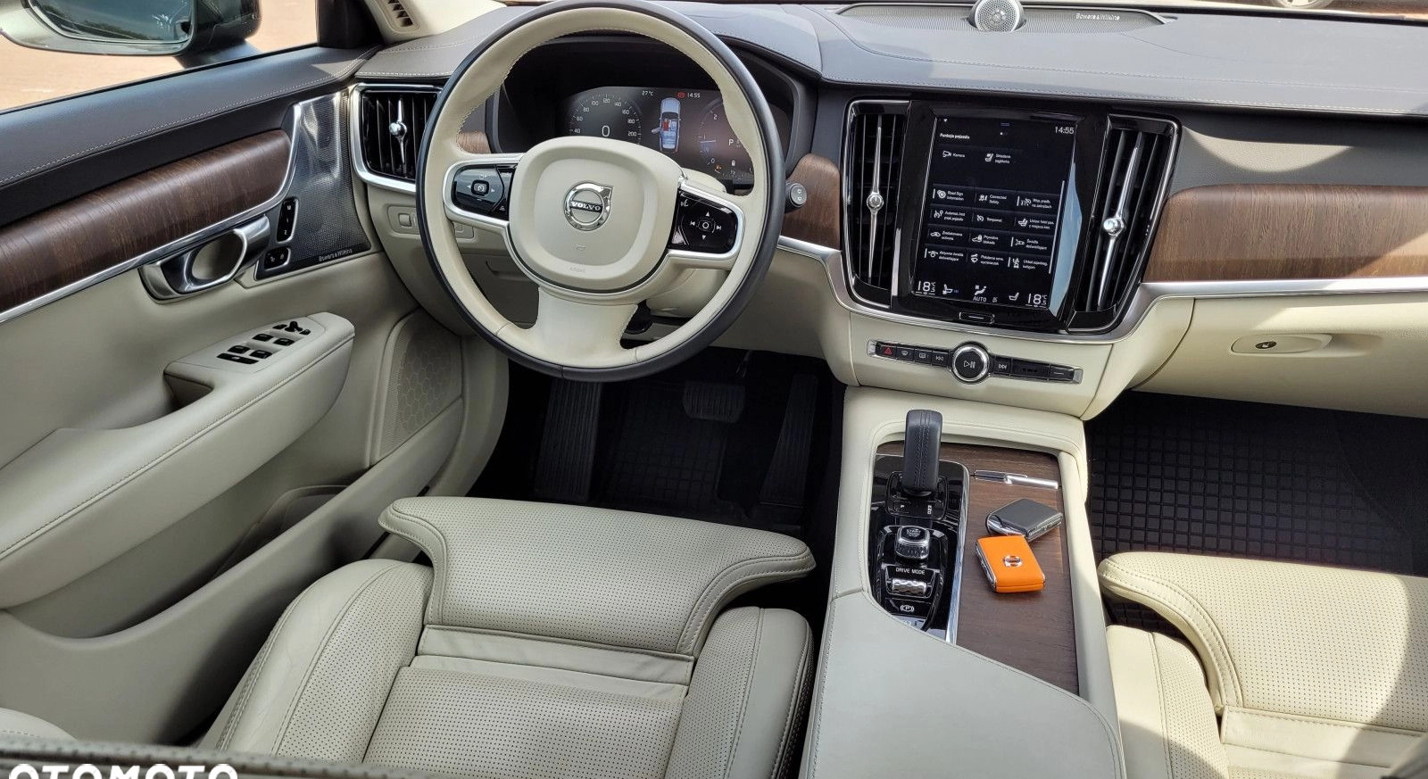 Volvo V90 Cross Country cena 232000 przebieg: 50000, rok produkcji 2020 z Sulechów małe 704